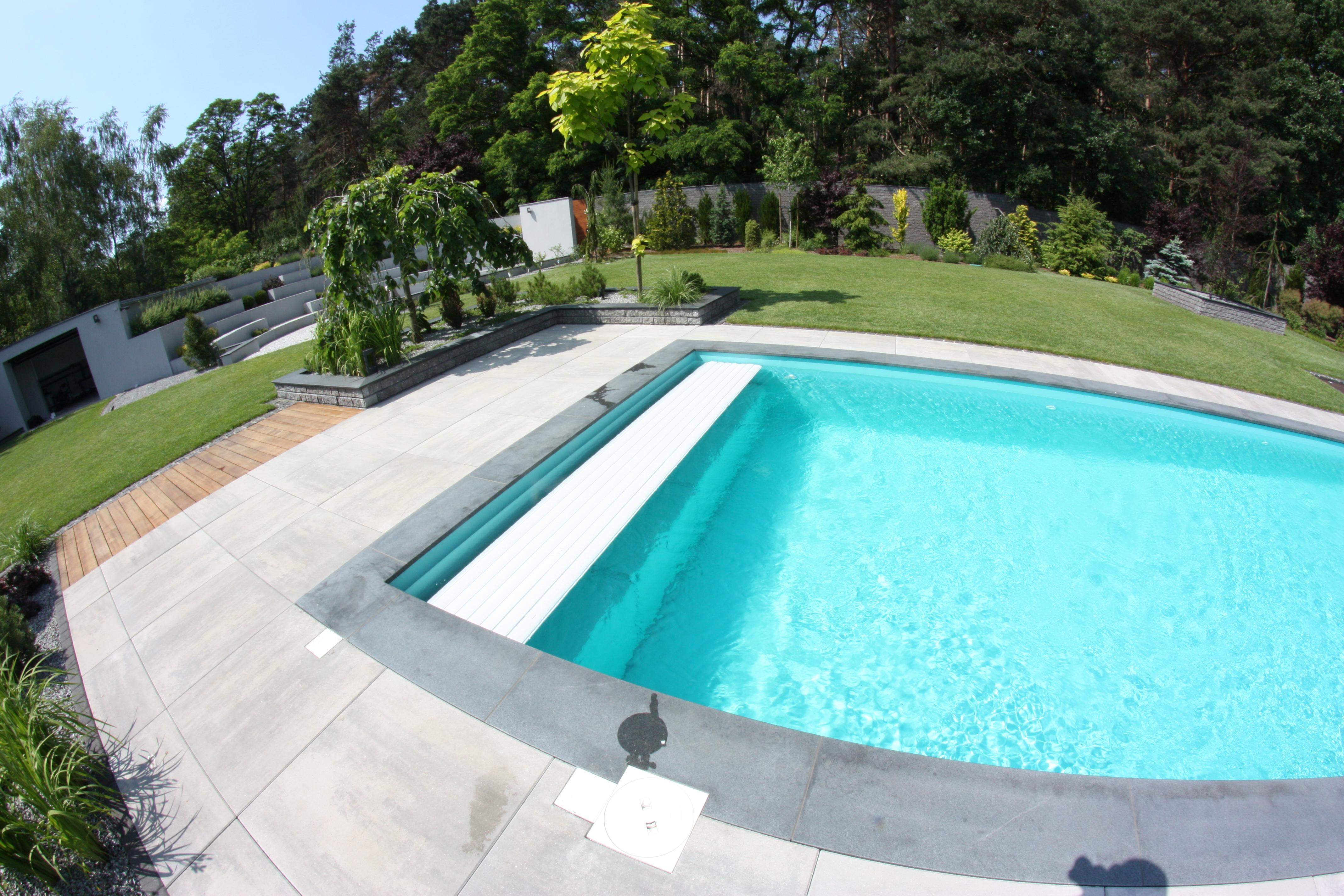 Liderpool Unterwasser-Rollladenbeckensysteme